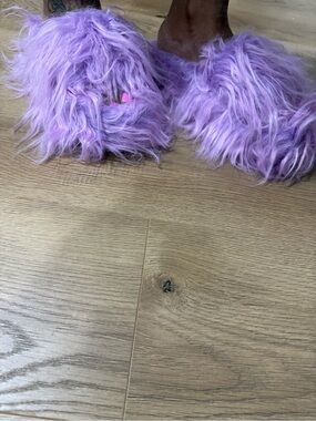 Lilac Fuzzy Slide Slippers